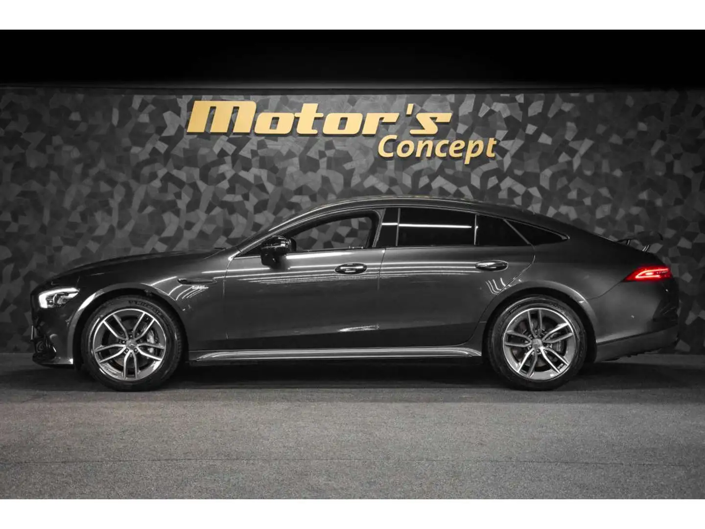 Mercedes-Benz AMG GT 43 4 MATIC + Gris - 2