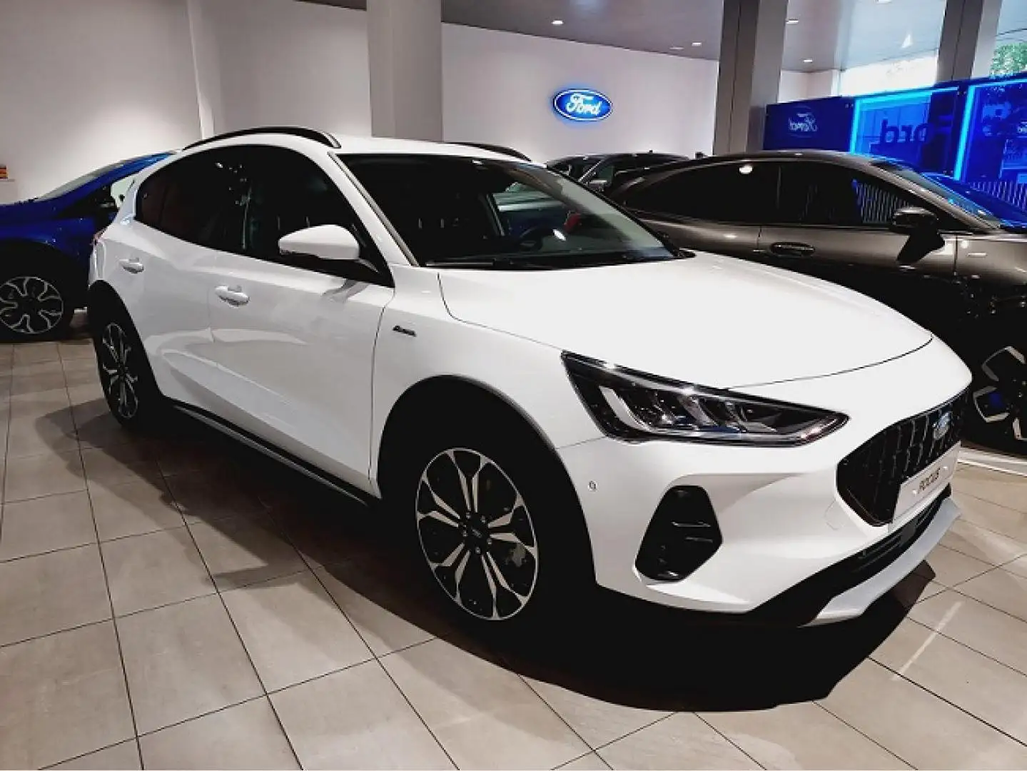 Ford Focus 1.0 Ecoboost MHEV Active 155 Blanco - 2