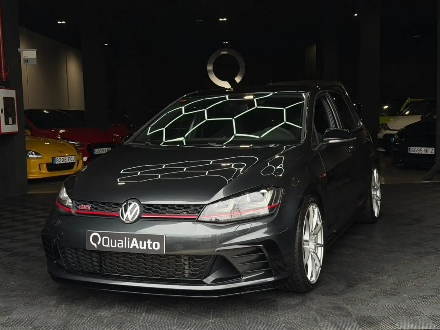 Volkswagen Golf GTI 2.0 TSI ClubSport 265 Gris - 2