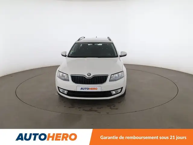 Skoda Octavia view 9
