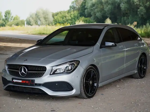 Mercedes-Benz CLA view 3