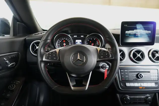Mercedes-Benz CLA view 24