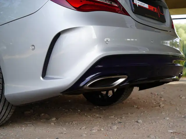 Mercedes-Benz CLA view 9