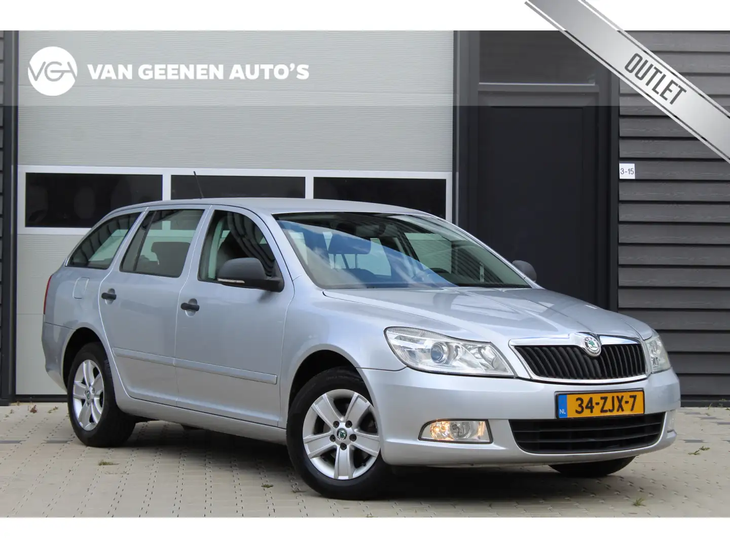 Skoda Octavia Combi 1.2TSI 105Pk Comfort Business Line | Trekhaa Grau - 1