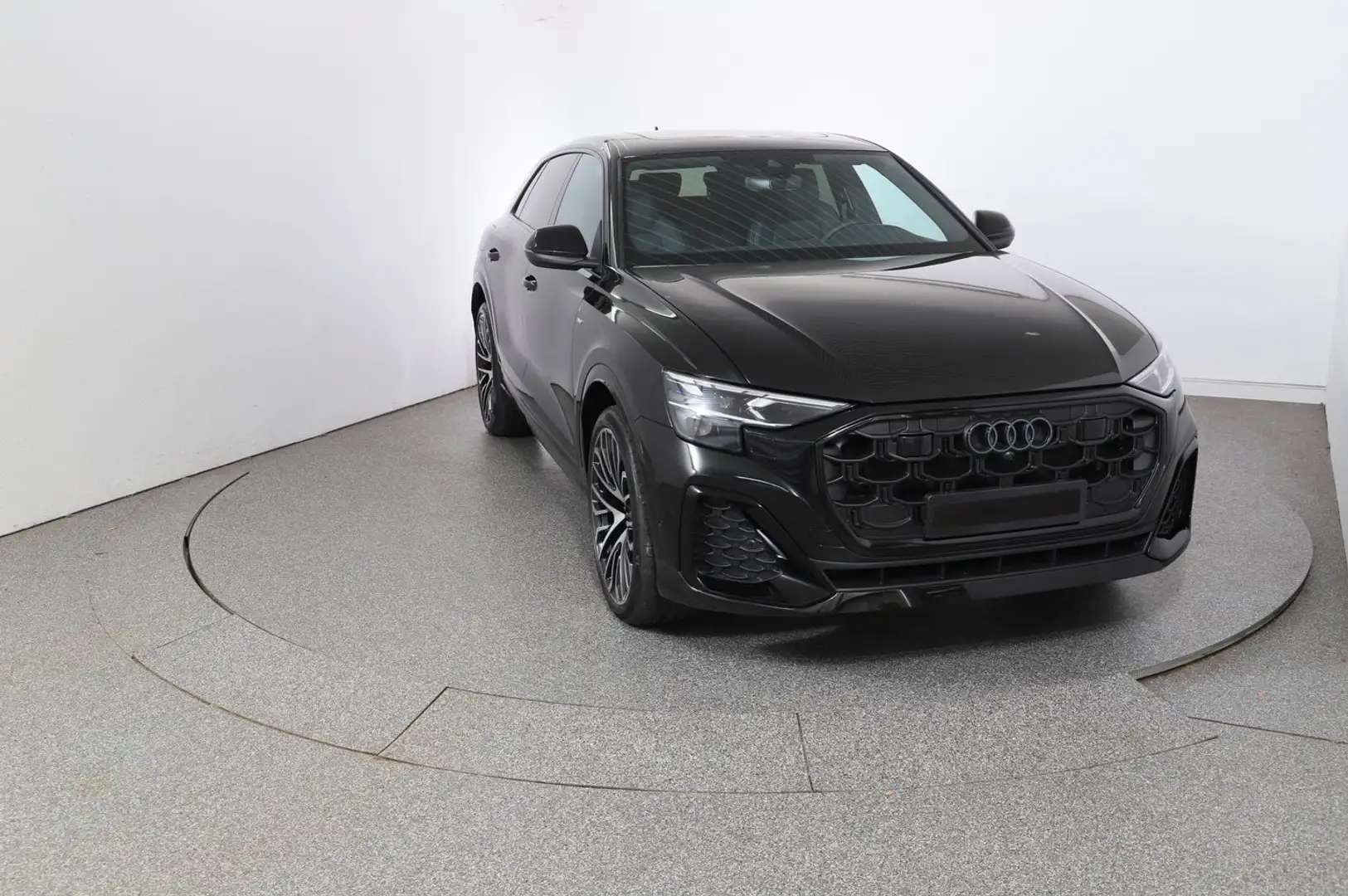 Audi Q8 50 TDI quattro Noir - 2