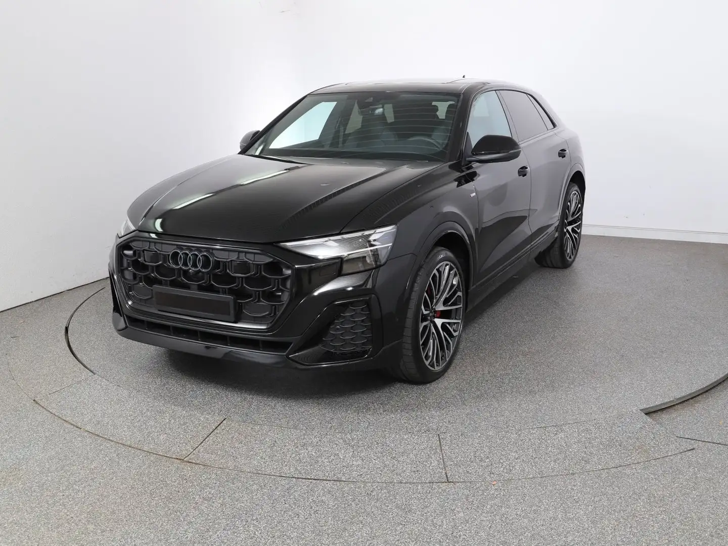 Audi Q8 50 TDI quattro Noir - 1