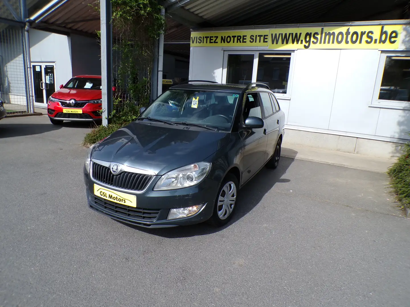 Skoda Fabia break 1.6TDi 90 gris métal  03/2014 Airco Radio Gris - 1