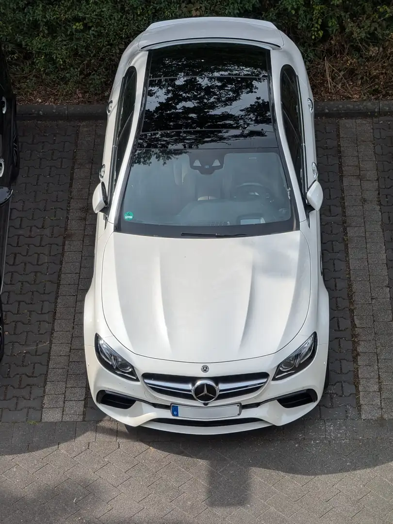 Mercedes-Benz E 63 AMG AMG E 63 4Matic AMG Speedshift 9G-MCT Weiß - 1