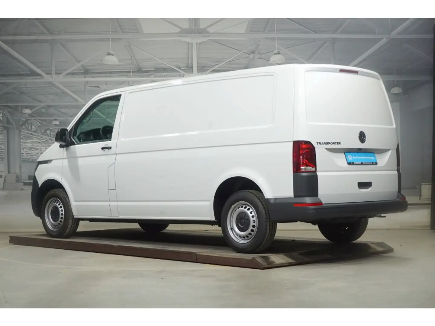 Volkswagen T6.1 Transporter Kasten 2.0 TDI LR Kamera Navi Sit Weiß - 2