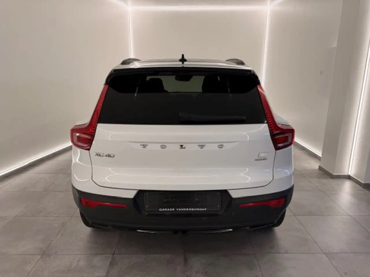 2022 Volvo XC40 R-DESIGN PHEV AUTOMAAT LEDER PANO DAK 49000KM!!!, photograph 6