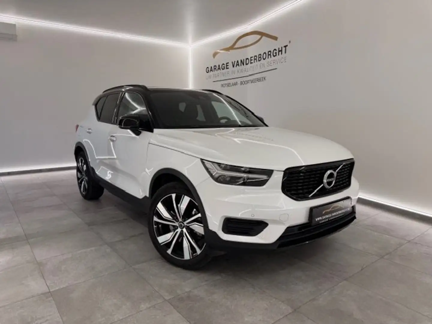 volvo xc40