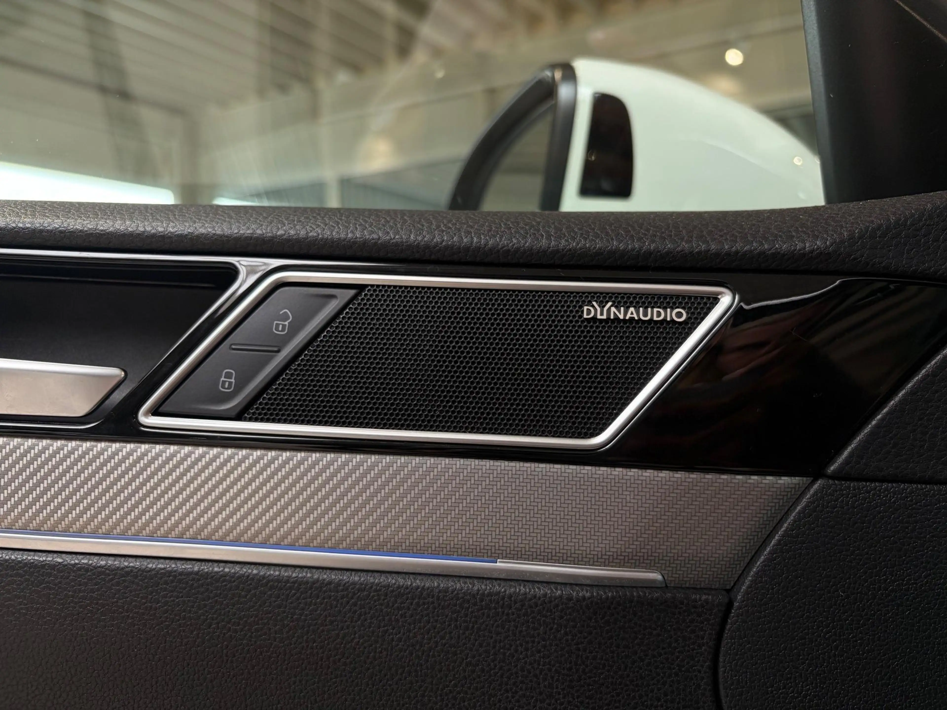 Volkswagen Arteon Arteon 2.0 TDI R-Line 4Motion * Pano * Digitacho — photo 14