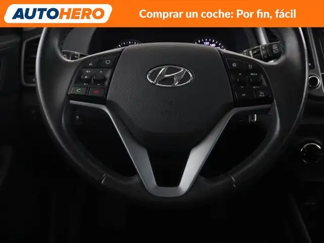 Hyundai Tucson view 22