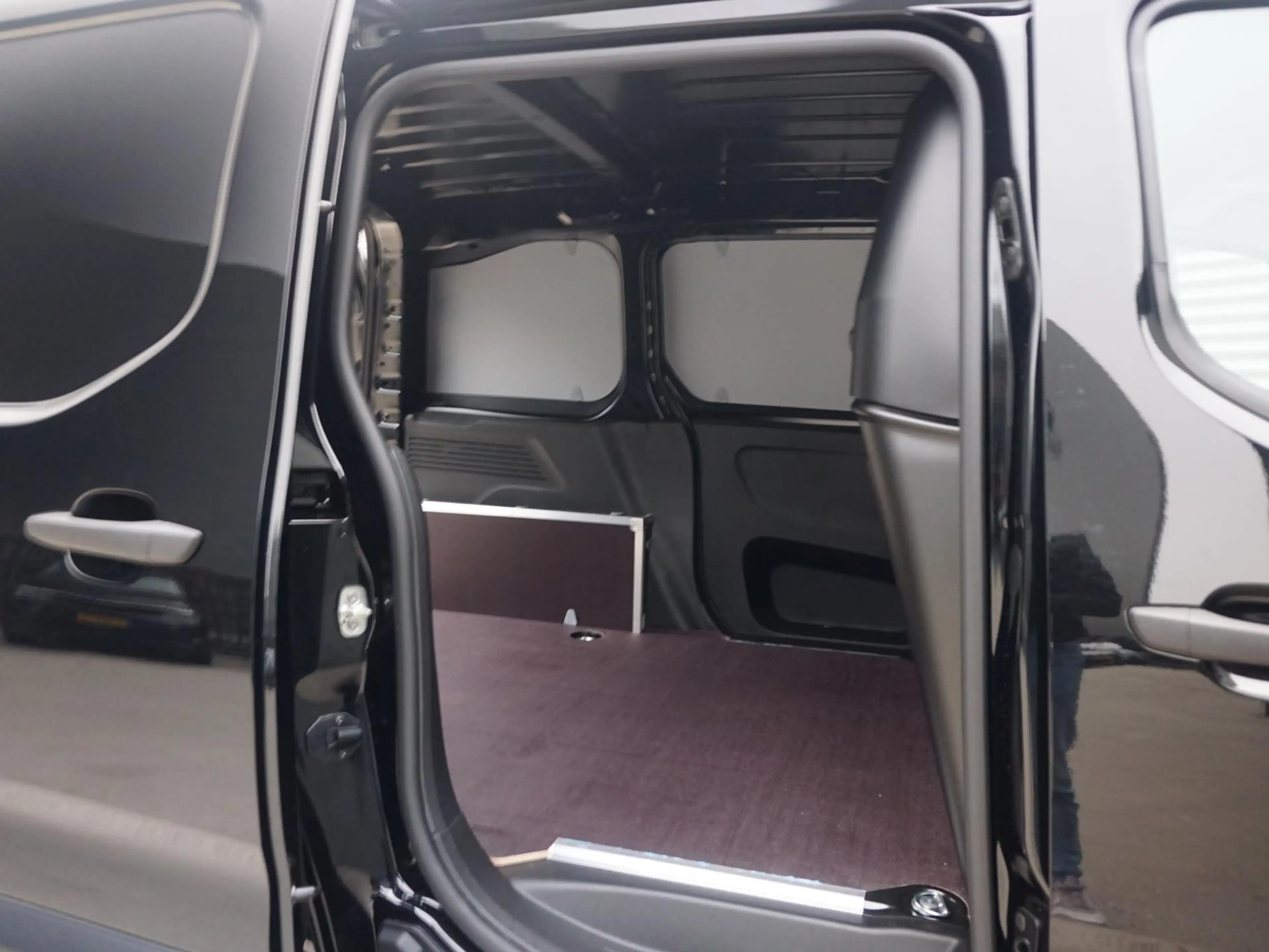 Opel Combo-e Electric L2 50kWh | camera | Apple Carplay/Android — photo 9