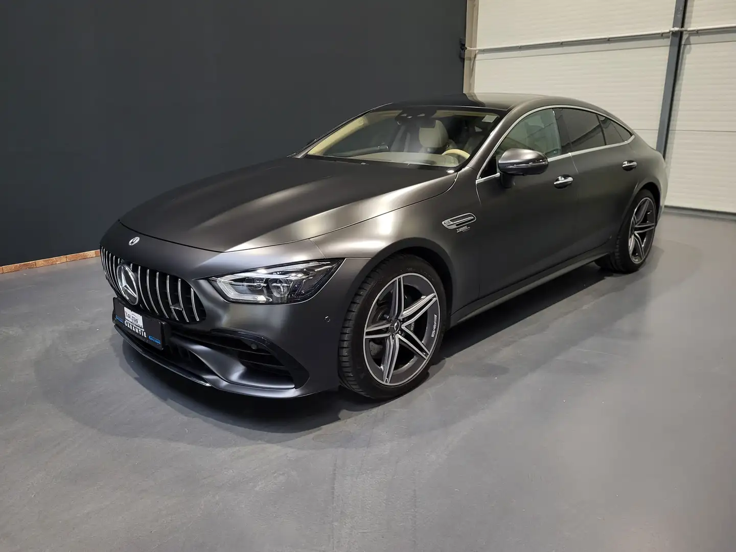 Mercedes-Benz AMG GT 43 4Matic+ *TOP Ausstattung* Grau - 1