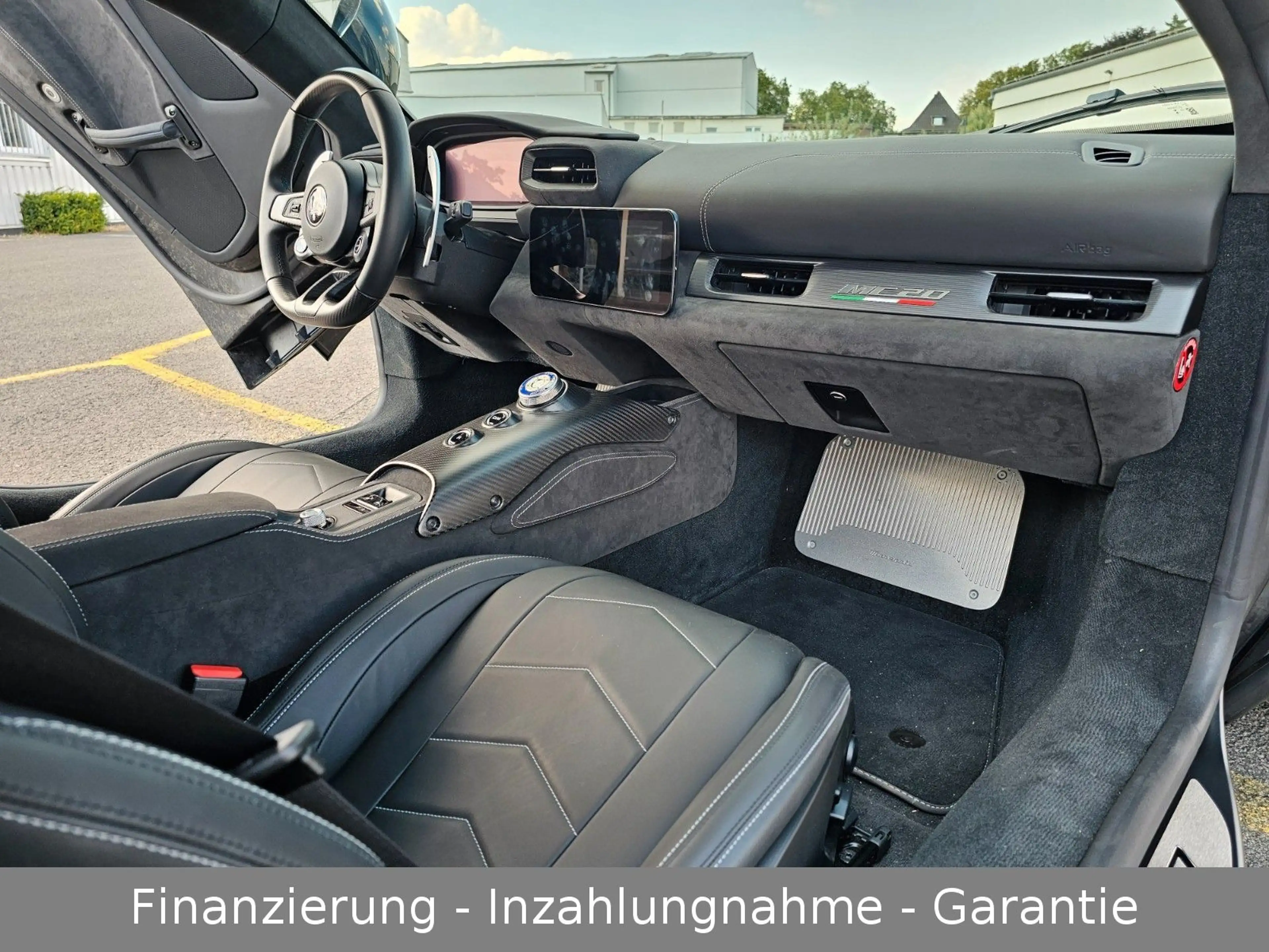 Maserati MC20 3.0 V6 DCT Carbon LIFT 1. Hand & wenig Km! — photo 11