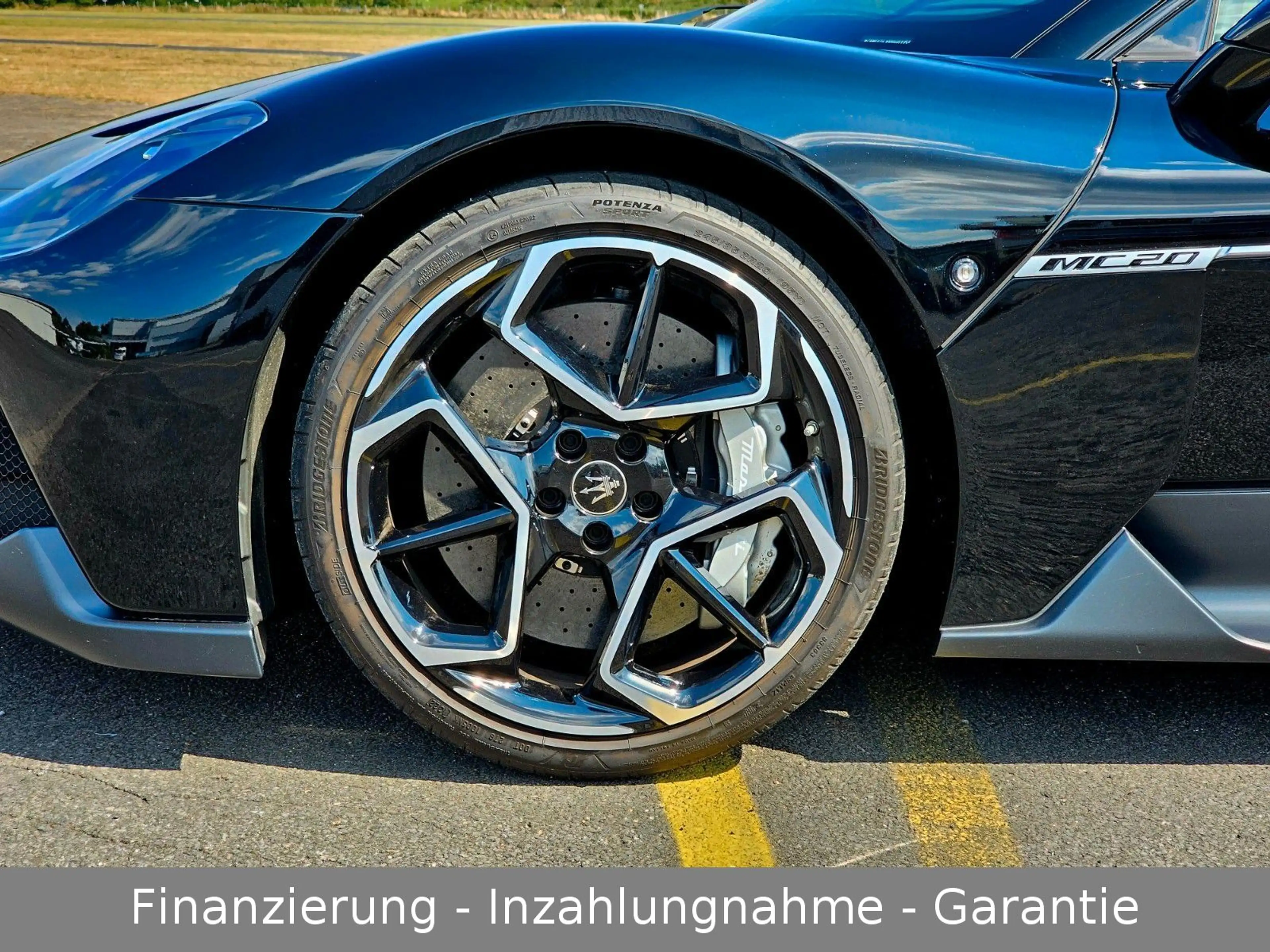 Maserati MC20 3.0 V6 DCT Carbon LIFT 1. Hand & wenig Km! — photo 4
