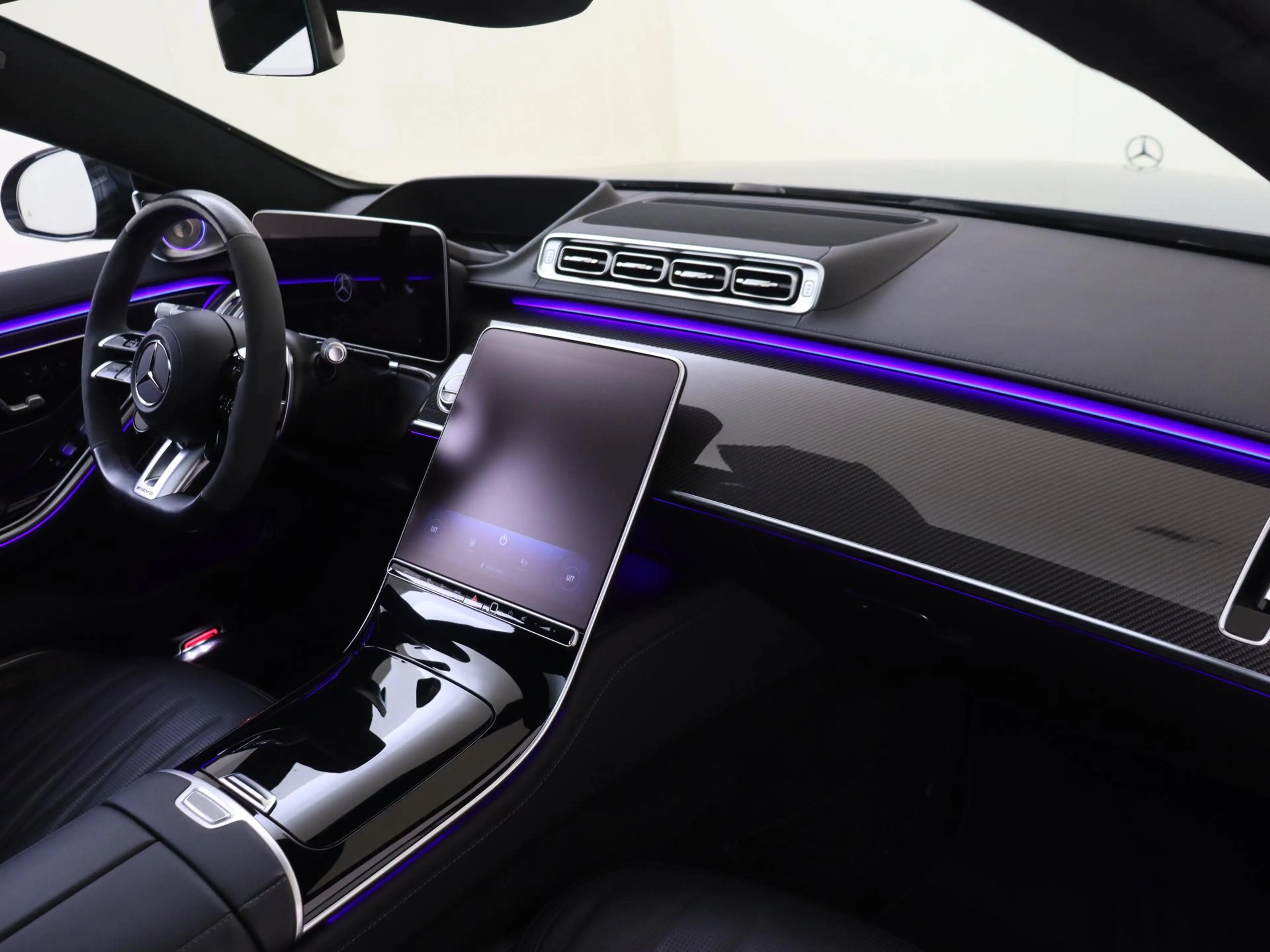 Mercedes-Benz S 63 AMG S E Performance / Panoramadak/ Carbon int+ext/ Bur — photo 4