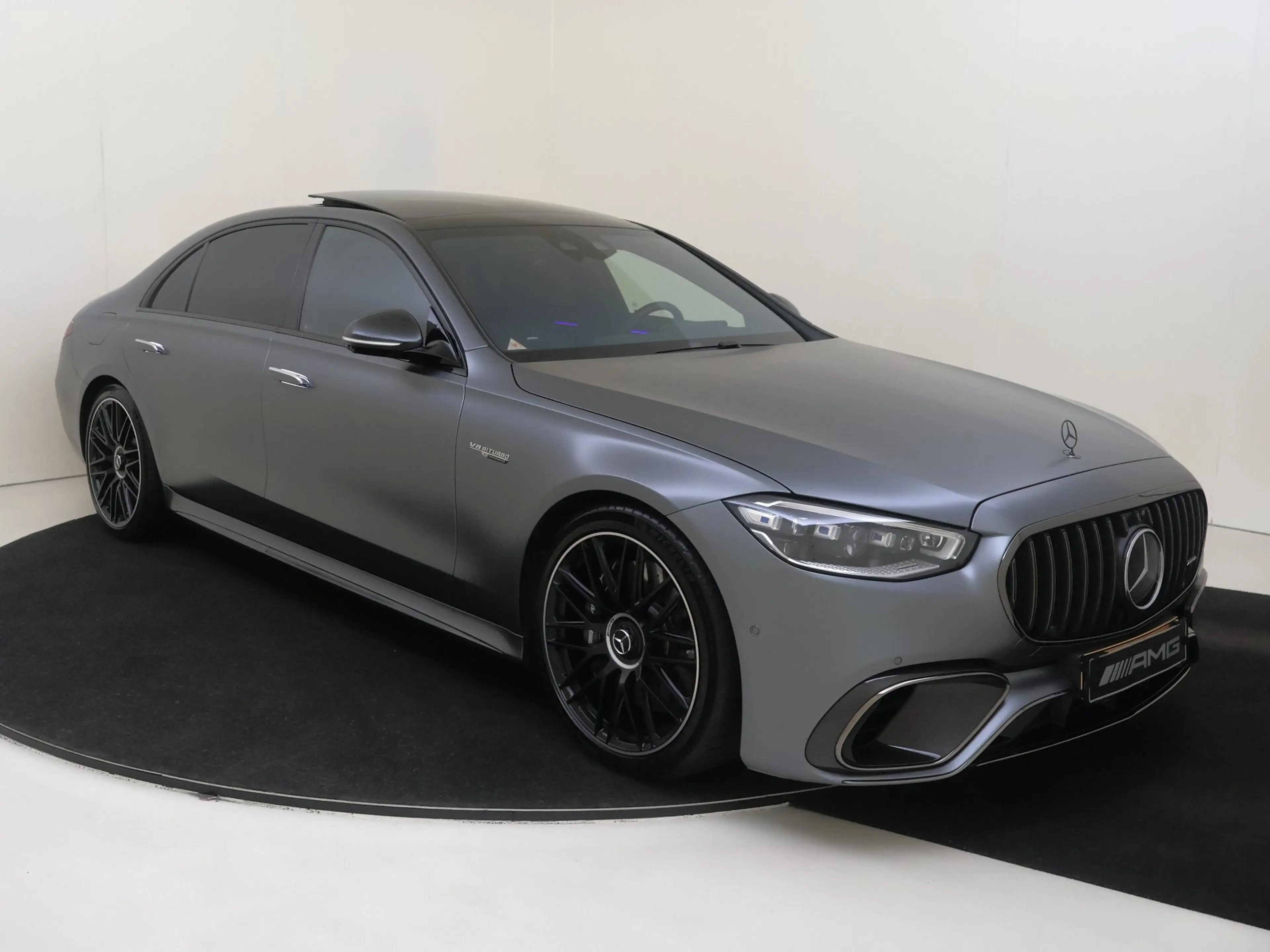 Mercedes-Benz S 63 AMG S E Performance / Panoramadak/ Carbon int+ext/ Bur — photo 5