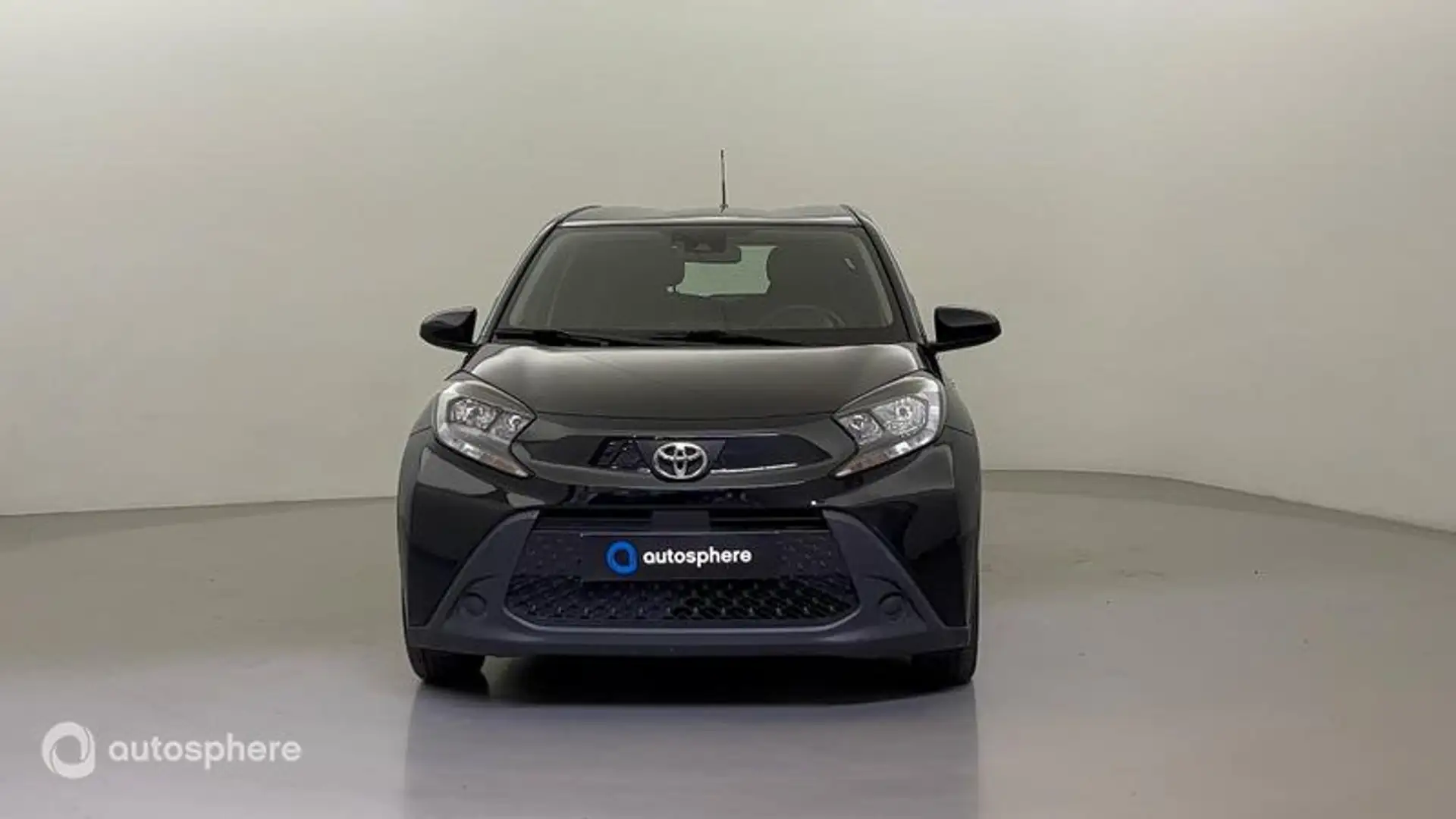 Toyota Aygo X 1.0 VVT-i 72ch Dynamic S-CVT - 2