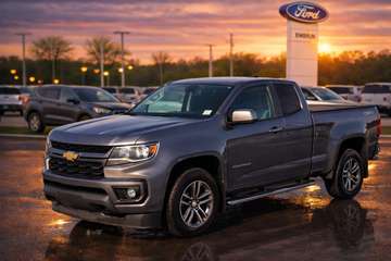 4WD Ext Cab 128  Work Truck