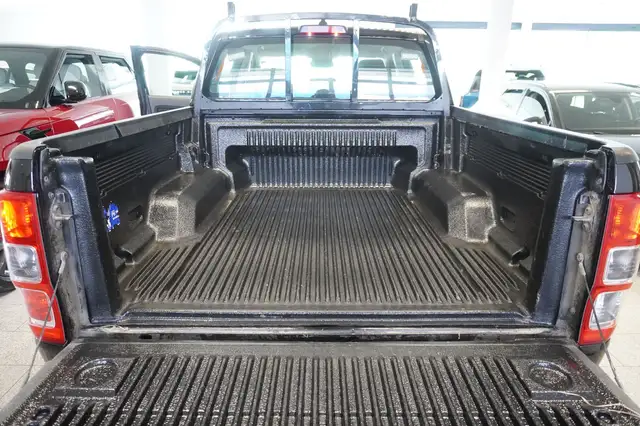 Ford Ranger view 10