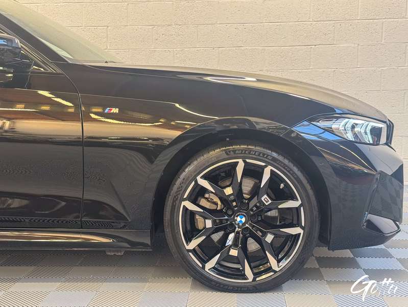 Photo du véhicule BMW 330