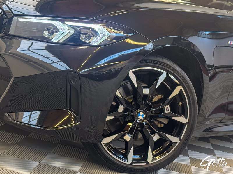 Photo du véhicule BMW 330