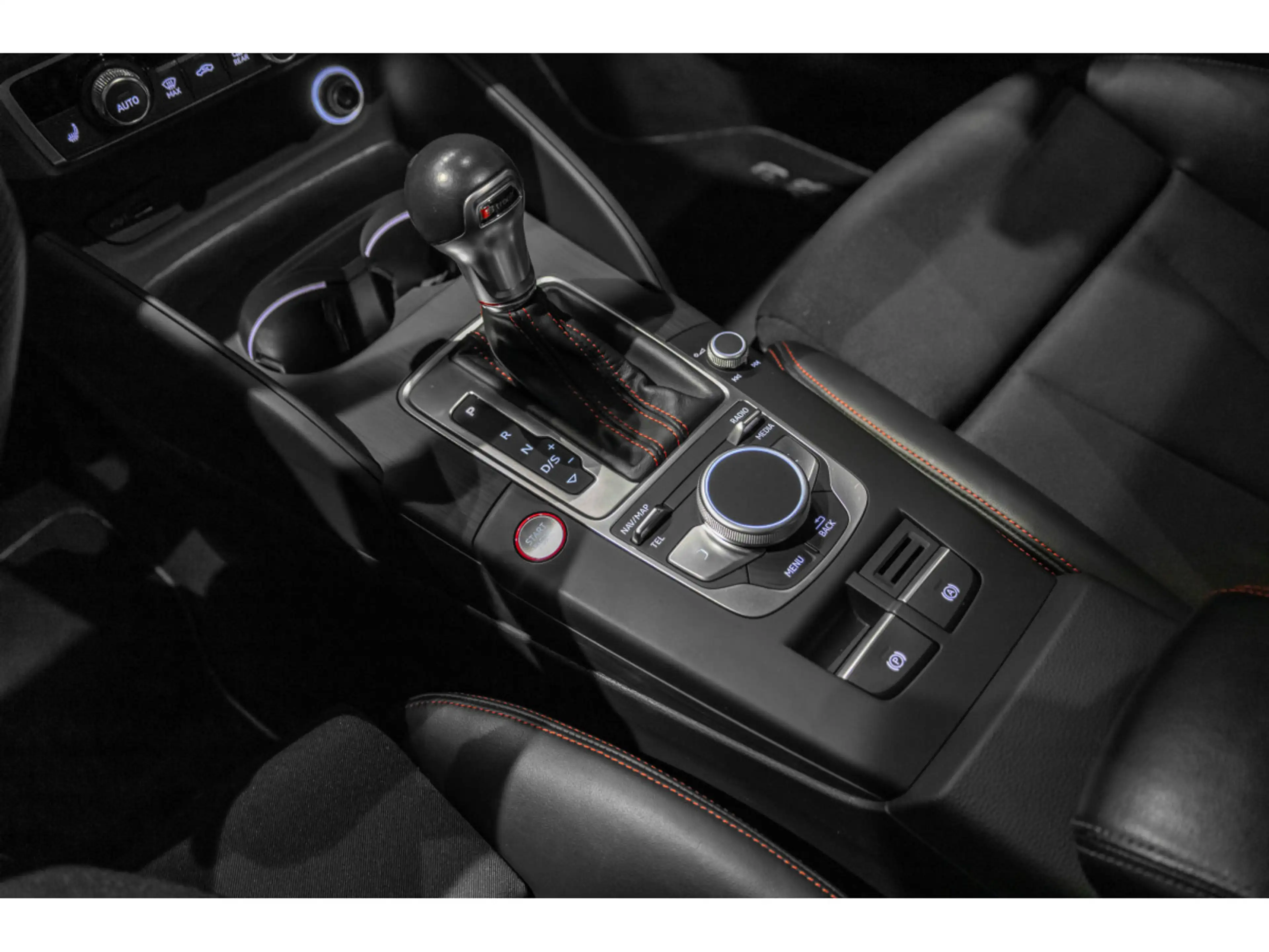 Audi S3 Sportback Quattro — photo 13