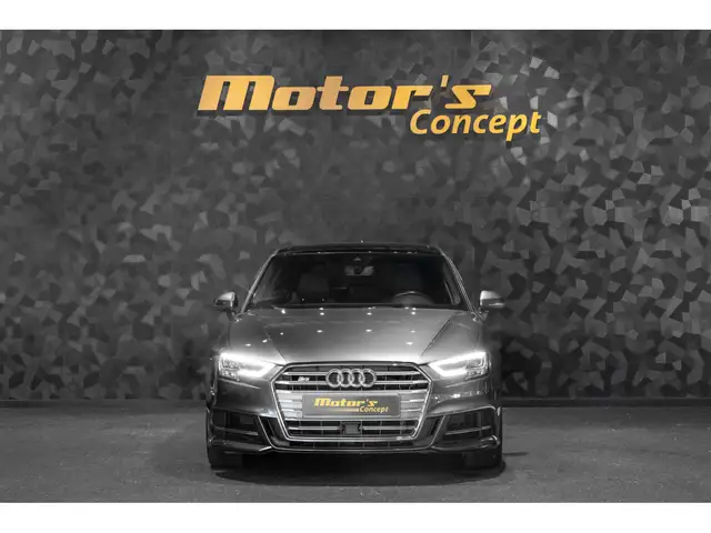 Audi S3 view 4