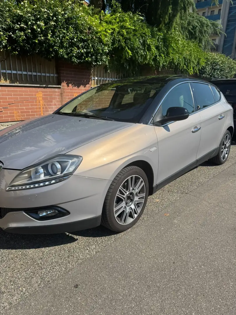 Lancia Delta Delta 1.6 mjt Platinum 120cv selectronic Beige - 1