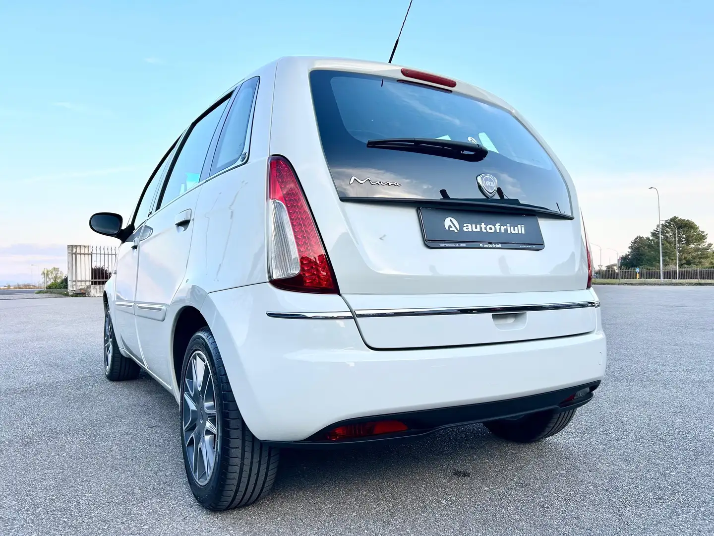 Lancia MUSA 1.3MJT 90CV Oro Plus ---NEOPATENTATI--- Blanco - 2