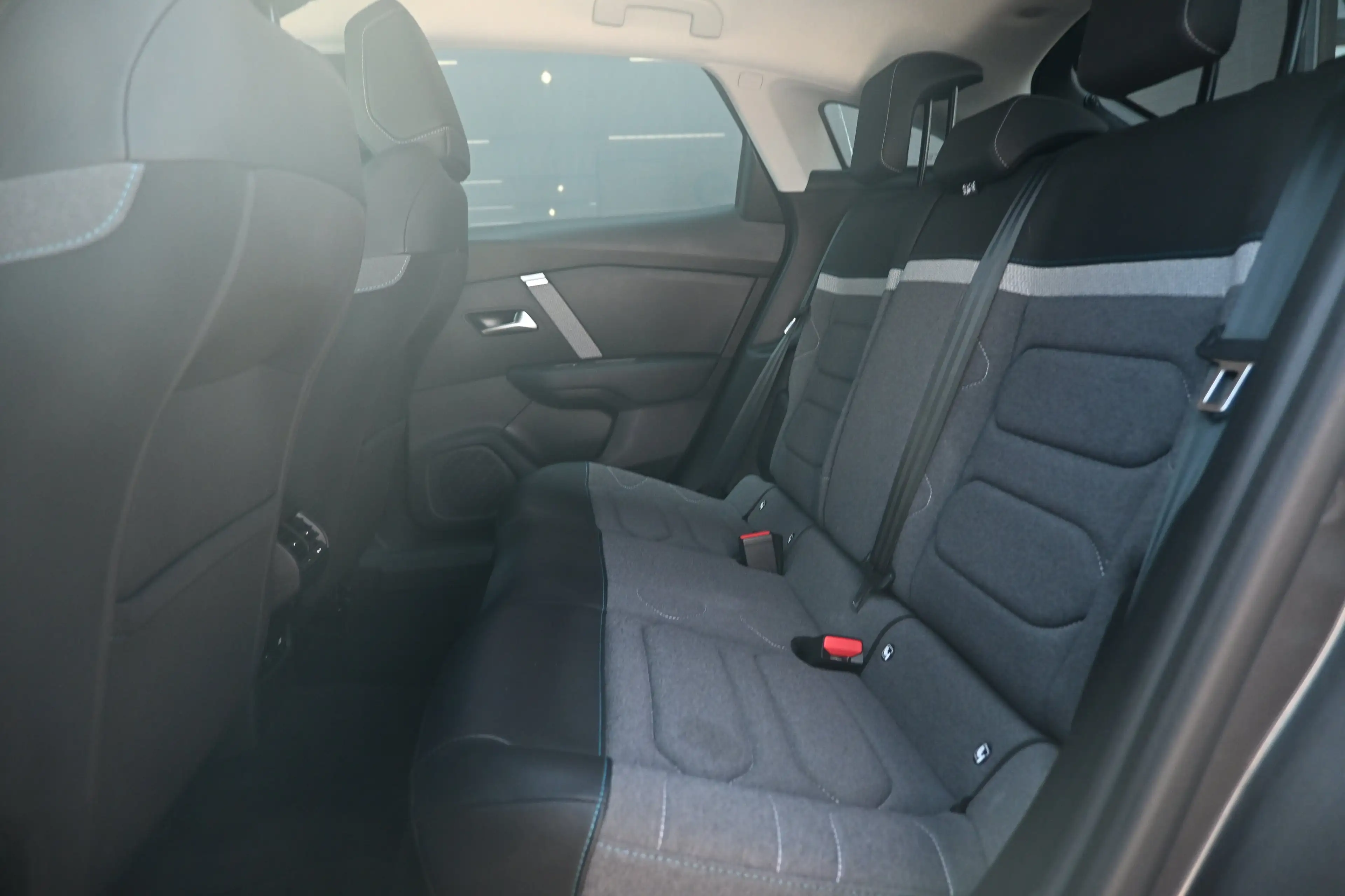 Citroen E-C4 Electric You 50 kWh 3 Fase 97%SOH! | Navigatie by App | Ach — photo 10