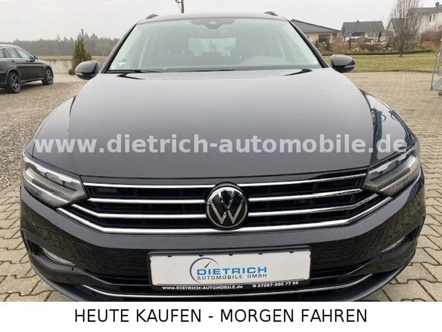 Volkswagen Passat Variant Passat VARIANT 1,5 TSi DSG LED PDC SHZ AHK ACC Schwarz - 2
