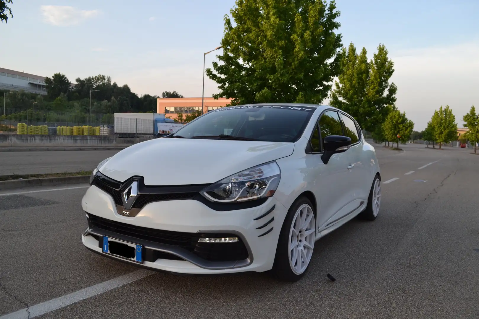 Renault Clio 5p 1.6 RS Trophy 220cv edc - 2