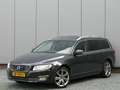 Volvo V70 2.0 T4 AUT Inscription Edition Schuifdak / Trekhaa Gris - thumbnail 1
