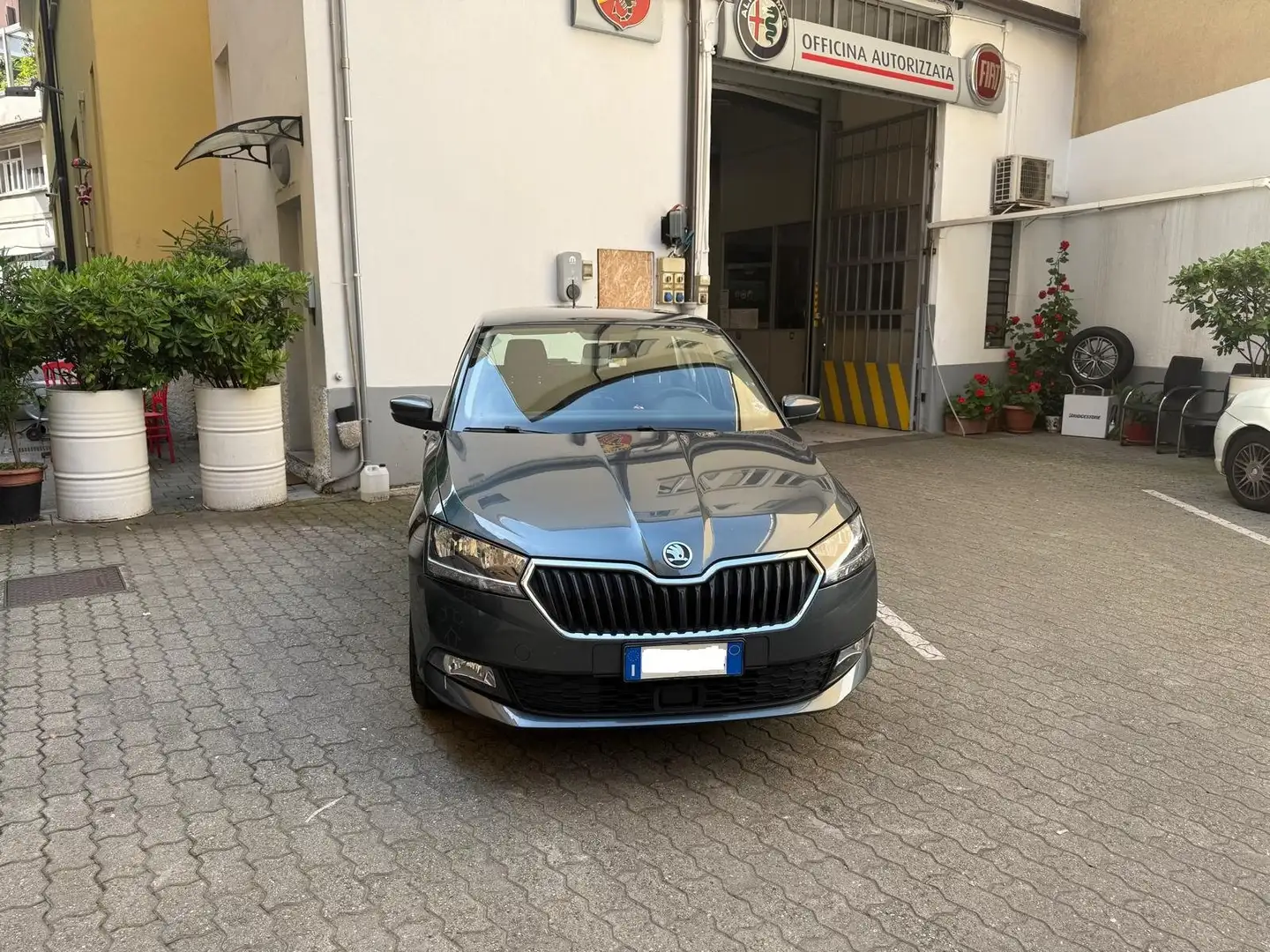 Skoda Fabia Fabia 1.0 mpi Business 60cv my19 Gris - 1