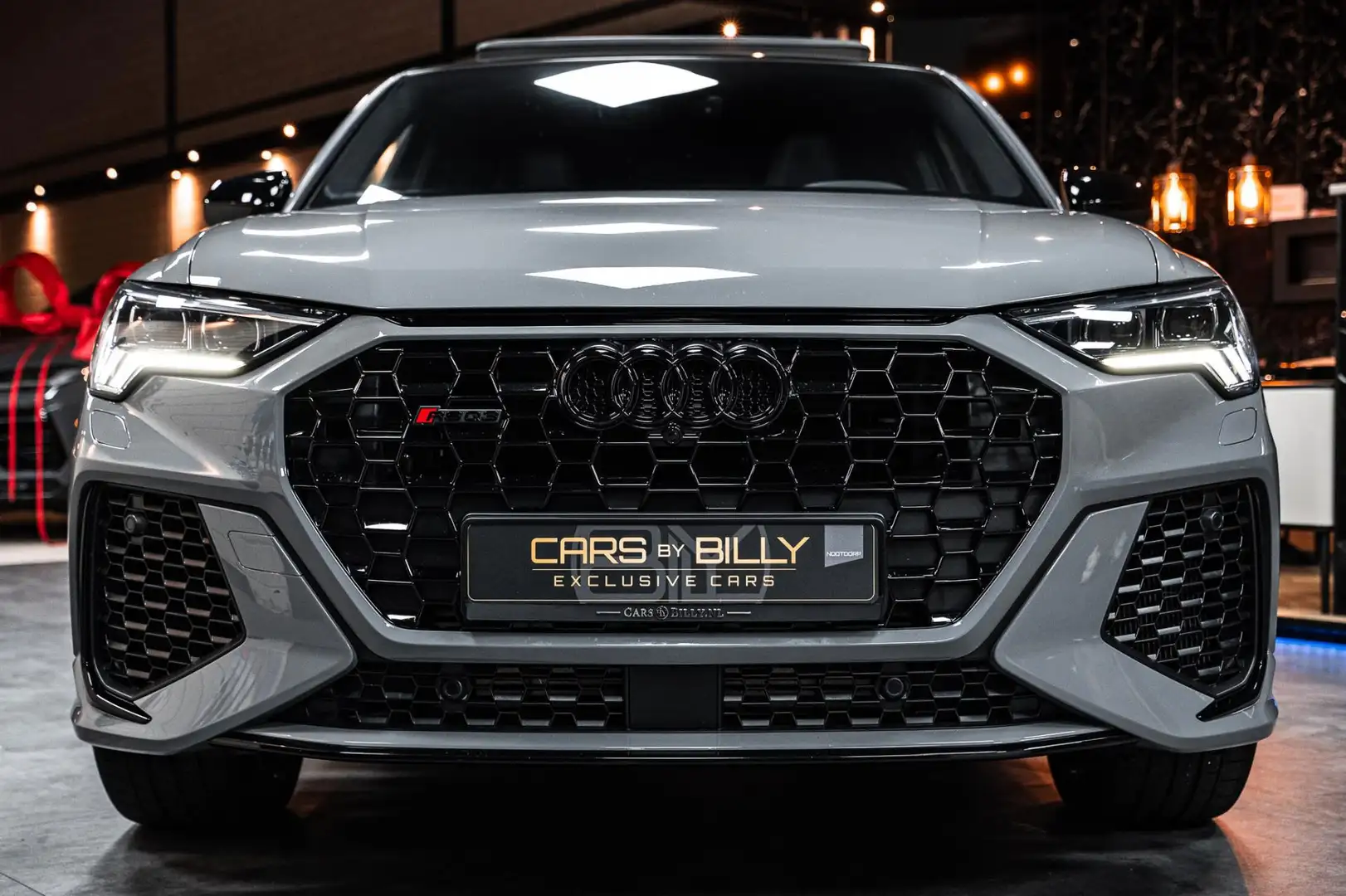 Audi Q3 Sportback RSQ3 NARDOGREY|PANO|SONOS|FULLEDER|AUT Grijs - 2