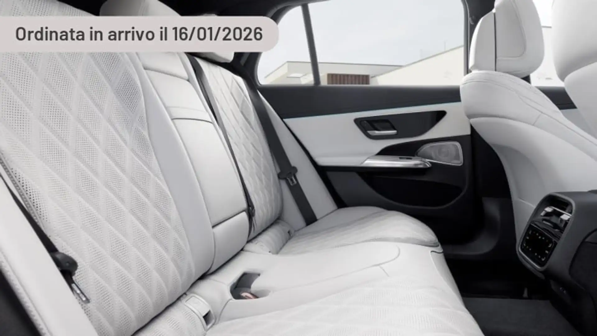 Mercedes-Benz E 450 E 450 d Mild Hybrid 4Matic S.W. Exclusive Premium Silber - 1