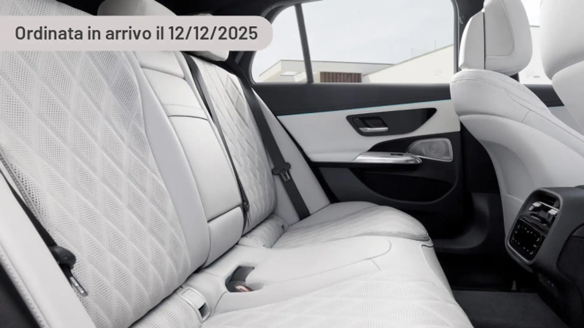 Mercedes-Benz E 450 E 450 d Mild Hybrid 4Matic S.W. Exclusive Premium Argintiu - 1
