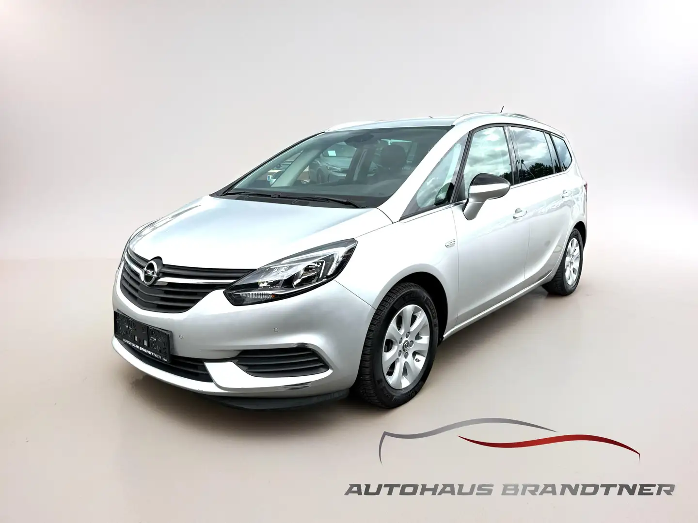 Opel Zafira Plus Plateado - 1