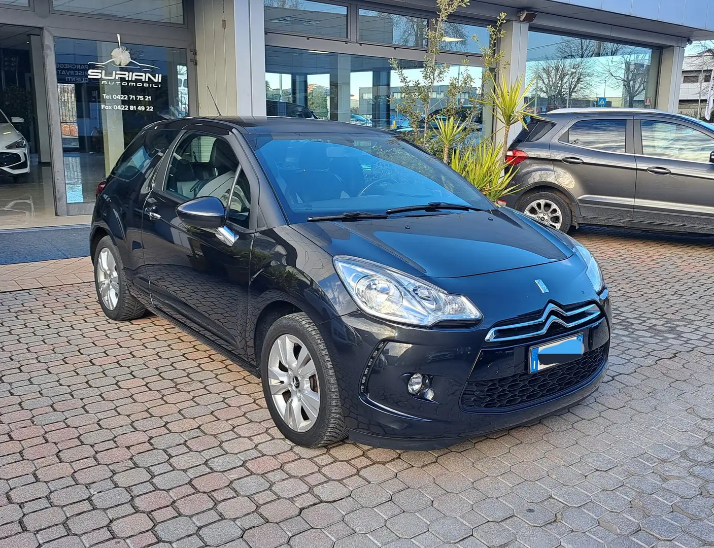DS Automobiles DS 3 DS 3 1.4 VTi 95 Chic OK NEO PATENTATI Nero - 2
