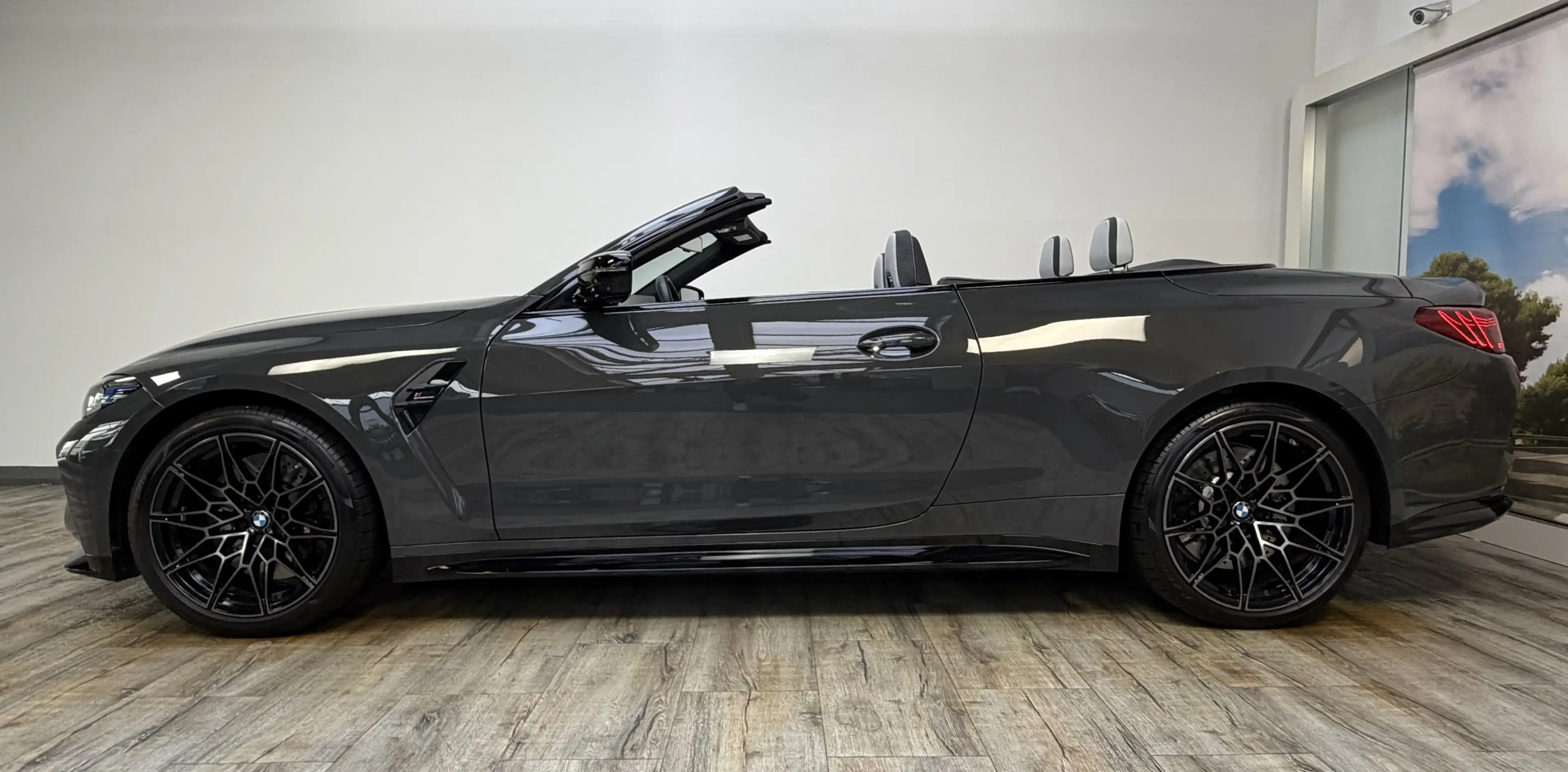 BMW M4 xDrive Comp. Cab. Sitzlüftung ACC 360° Carbon — photo 3