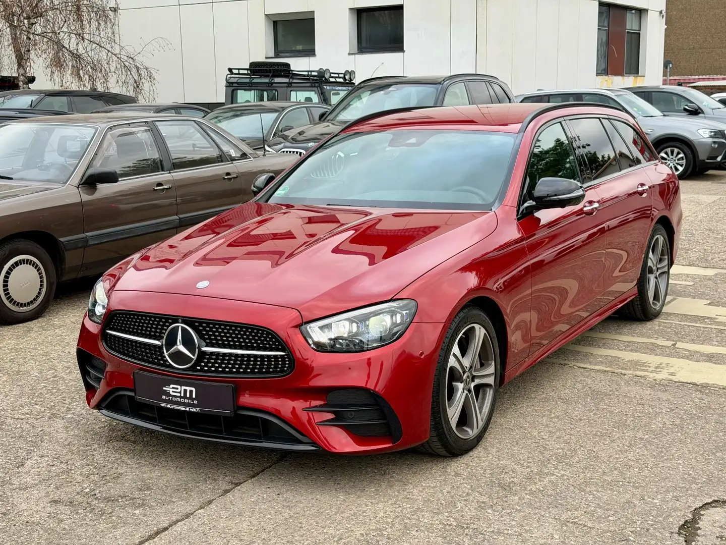 Mercedes-Benz E 400 E400d T 4Matic AMG/BEAM/NAPPA/360/KEYLESS/LUFT Rouge - 2