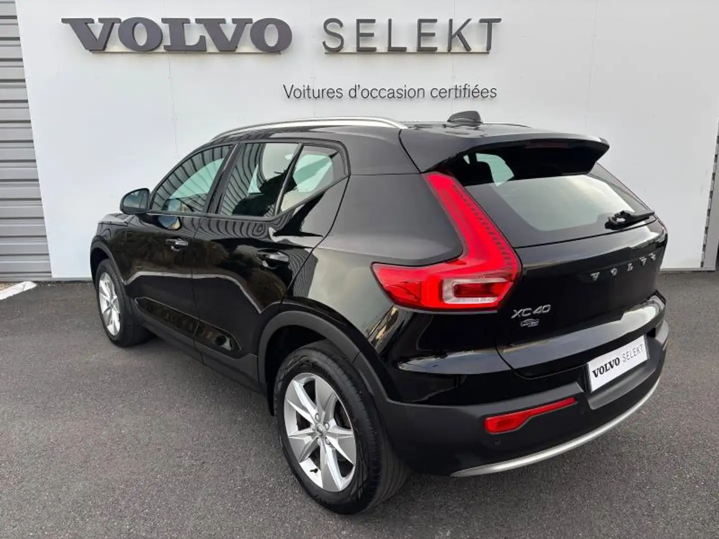 Volvo XC40 B3 163ch Start DCT 7 Noir - 2