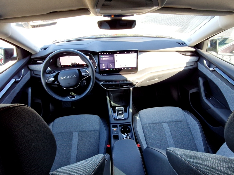 Skoda Octavia Combi 2.0 TDI Tour DSG Matrix Navi AHK Klimaauto — photo 10