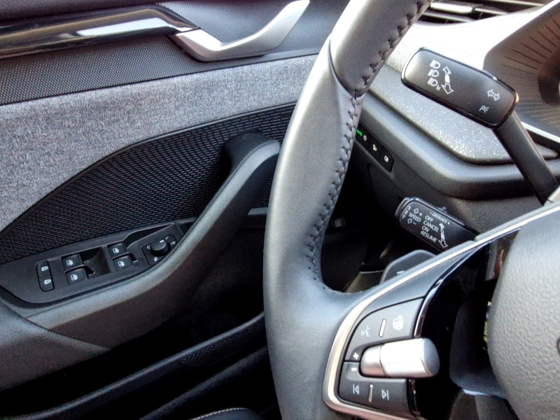 Skoda Octavia Combi 2.0 TDI Tour DSG Matrix Navi AHK Klimaauto — photo 13