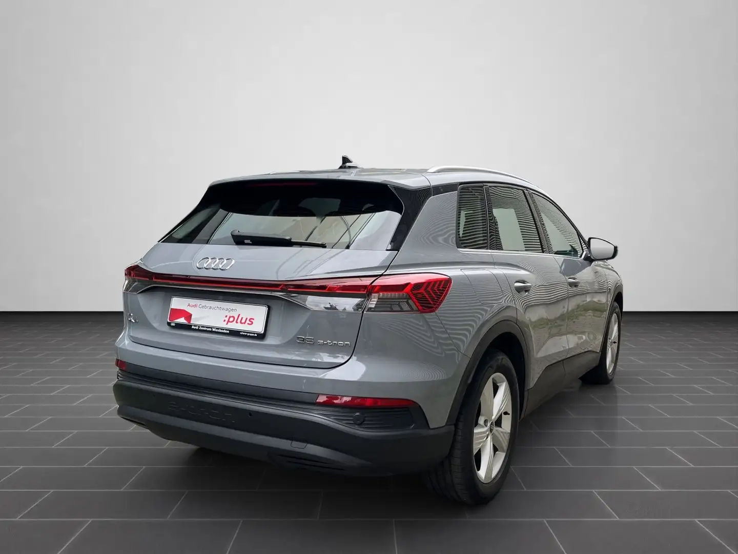 Audi Q4 e-tron . Grau - 2