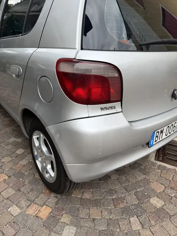 Toyota Yaris 5p 1.0 Sol, foto 7