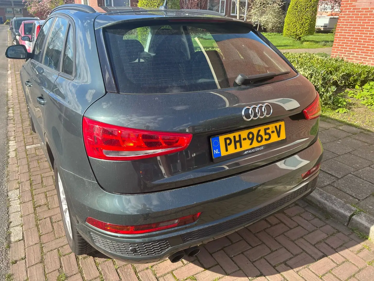 Audi Q3 1.4 TFSI Adrenalin Groen - 2